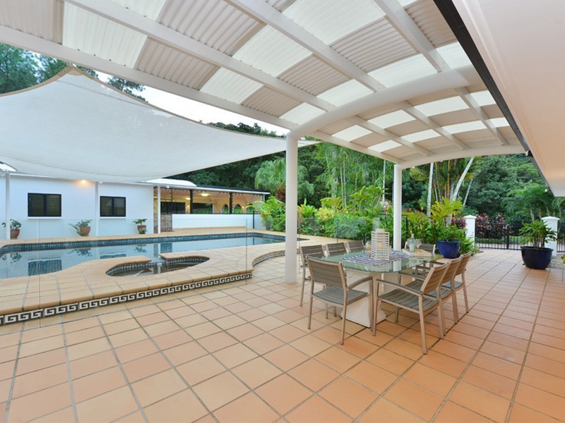 76 Stanton Road, Smithfield QLD 4878