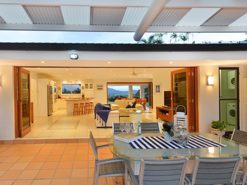 76 Stanton Road, Smithfield QLD 4878