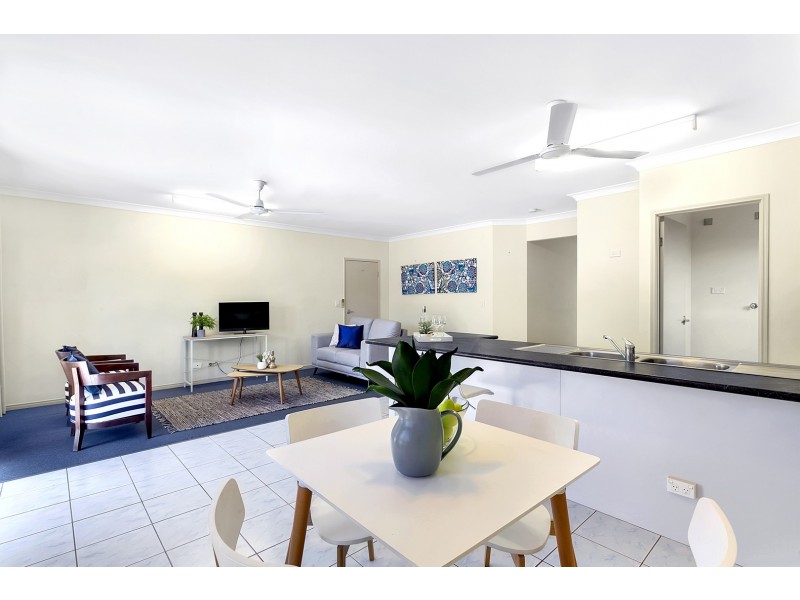 8 Five Span Close, Brinsmead QLD 4870