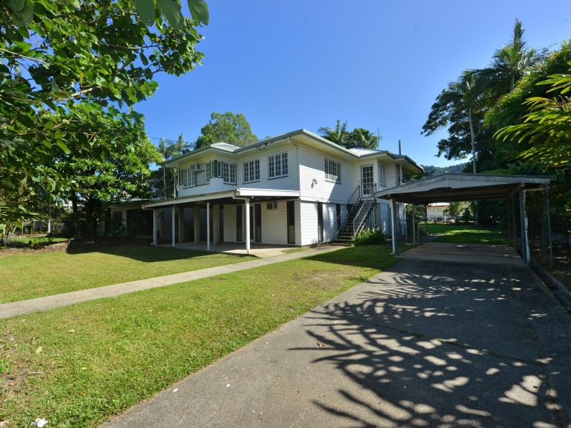 144 Greenslopes Street, Edge Hill QLD 4870