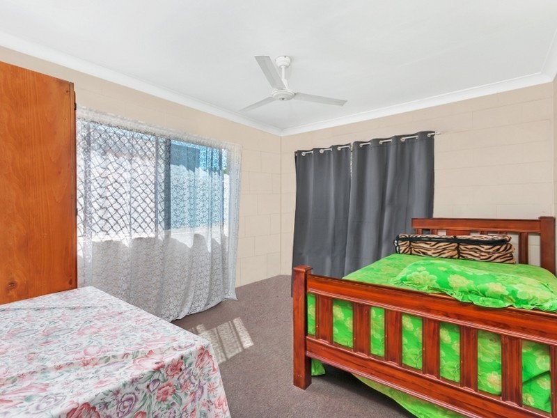 1-4/34 Creedy Street, Westcourt QLD 4870