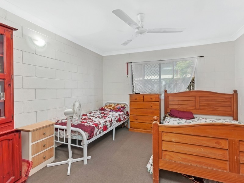 1-4/34 Creedy Street, Westcourt QLD 4870