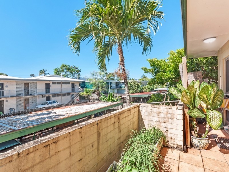 1-4/34 Creedy Street, Westcourt QLD 4870