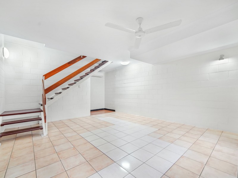 6/5 Pioneer Street, Manoora QLD 4870