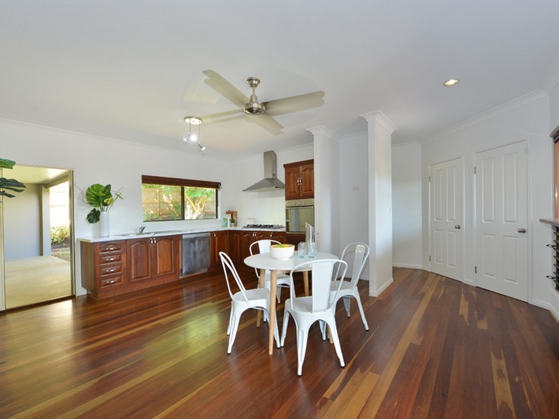 1 Russellia Street, Redlynch QLD 4870