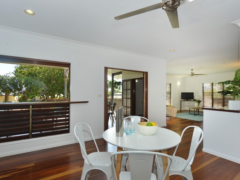 1 Russellia Street, Redlynch QLD 4870
