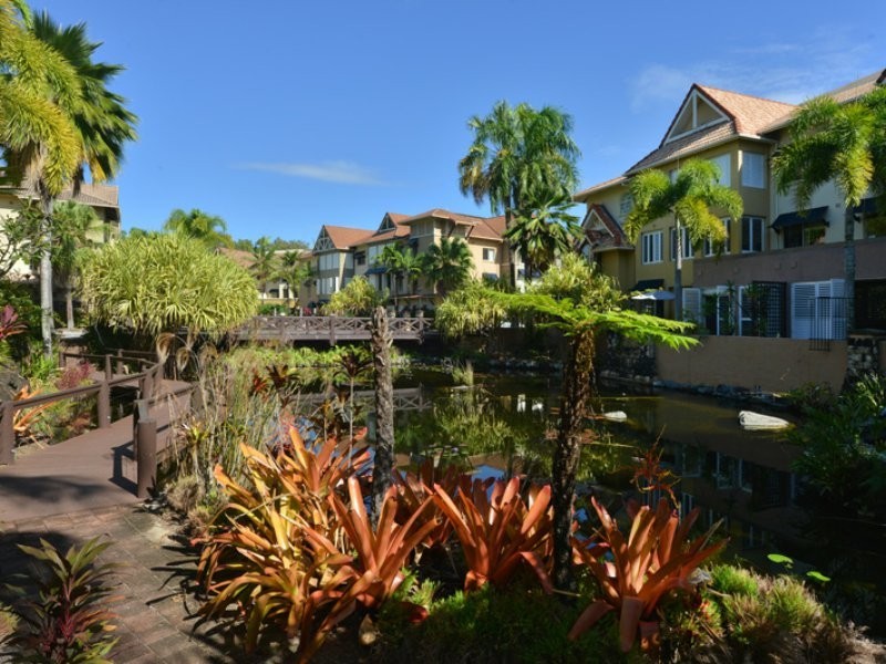 1314/2 Greenslopes Street, Cairns North QLD 4870
