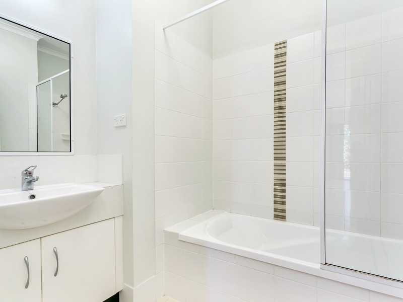 4/15 Clare Street, Parramatta Park QLD 4870