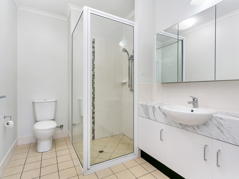4/15 Clare Street, Parramatta Park QLD 4870
