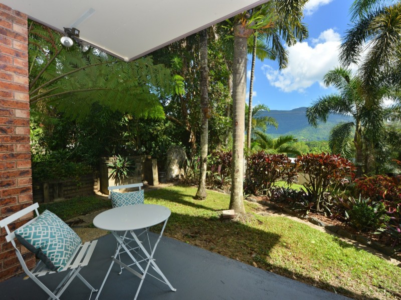 21 View Street, Brinsmead QLD 4870