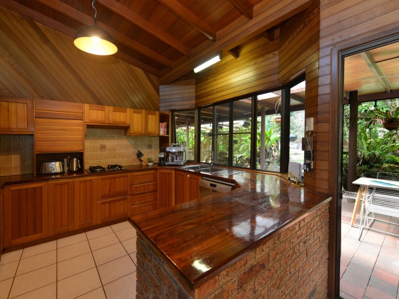 21 View Street, Brinsmead QLD 4870