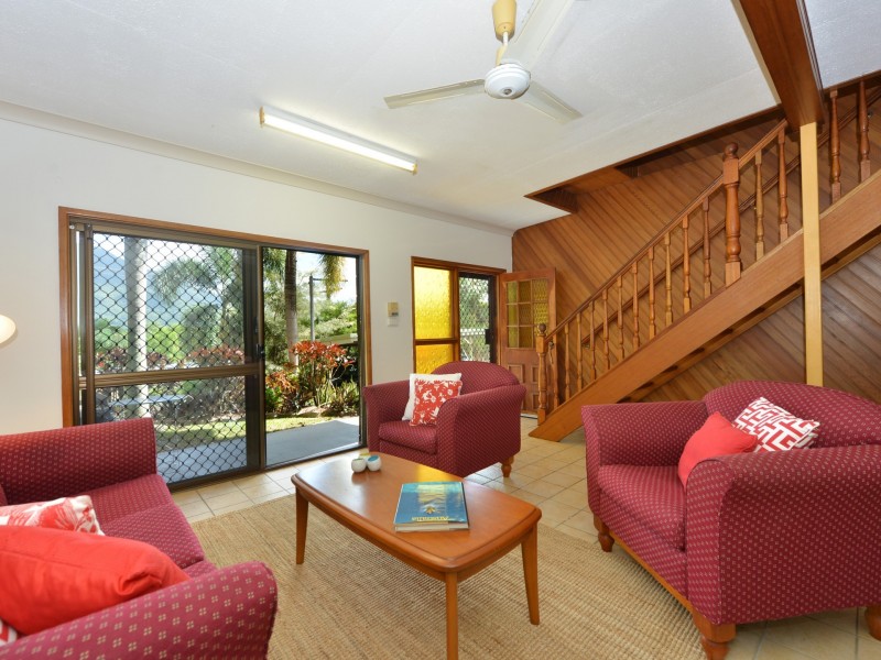 21 View Street, Brinsmead QLD 4870