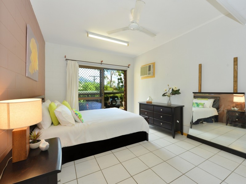 21 View Street, Brinsmead QLD 4870