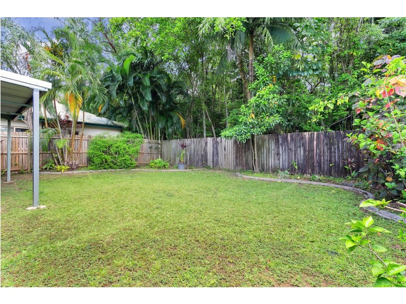 18 Lamb Street, Smithfield QLD 4878