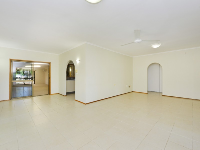 22 Shannon Drive, Woree QLD 4868