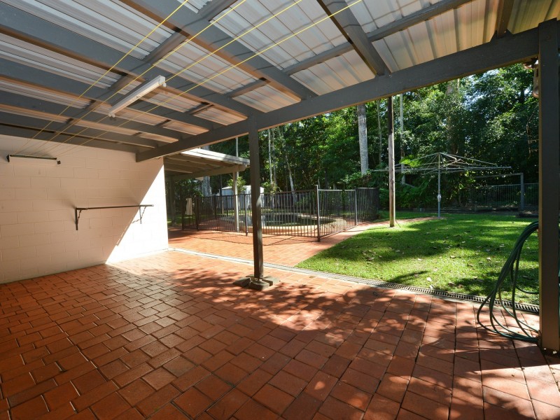 22 Shannon Drive, Woree QLD 4868