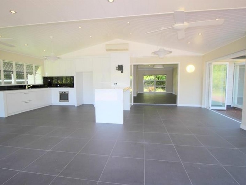 1 Anne Street, Silkwood QLD 4856