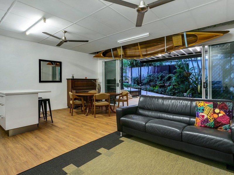 71 Nolan Street, Whitfield QLD 4870