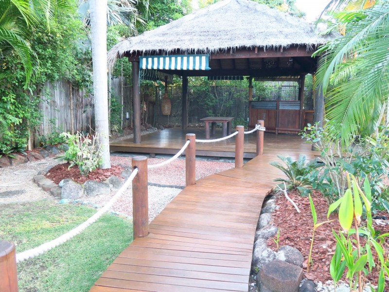 9 Herron Close, Kewarra Beach QLD 4879