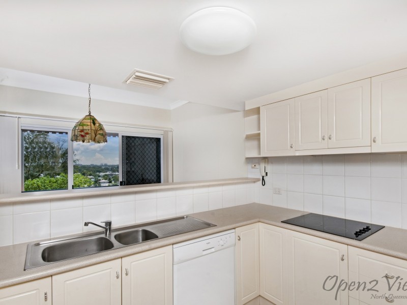 1/8-14 Munro Terrace, Mooroobool QLD 4870