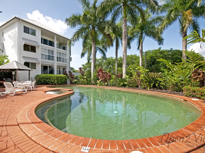 1/8-14 Munro Terrace, Mooroobool QLD 4870