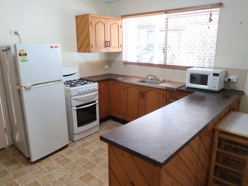 6/199 Woodward Street, Whitfield QLD 4870