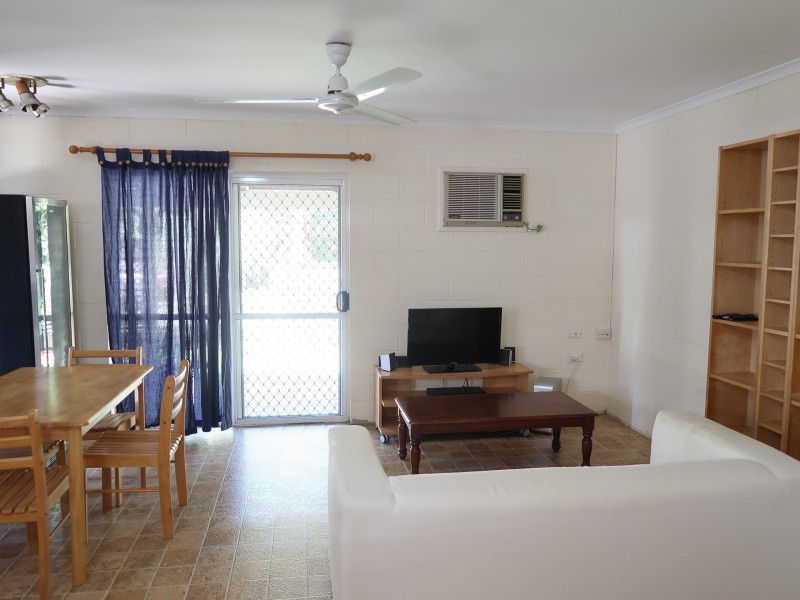 6/199 Woodward Street, Whitfield QLD 4870