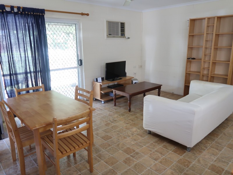 6/199 Woodward Street, Whitfield QLD 4870