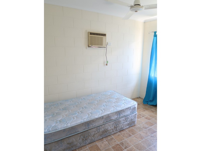 6/199 Woodward Street, Whitfield QLD 4870