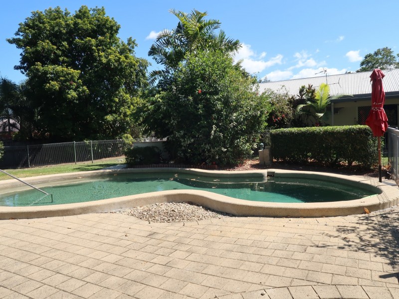 6/199 Woodward Street, Whitfield QLD 4870