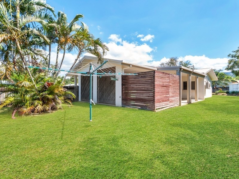 1 Matoska Close, Mount Sheridan QLD 4868