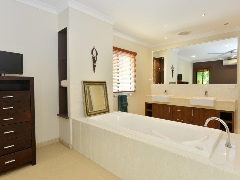 23 Madigans Drive, Mount Sheridan QLD 4868