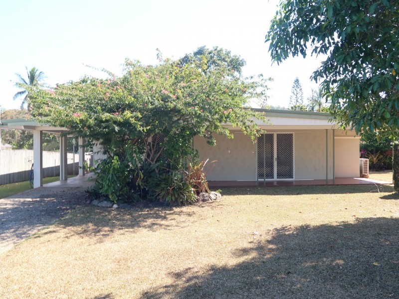 243 McManus Street, Whitfield QLD 4870