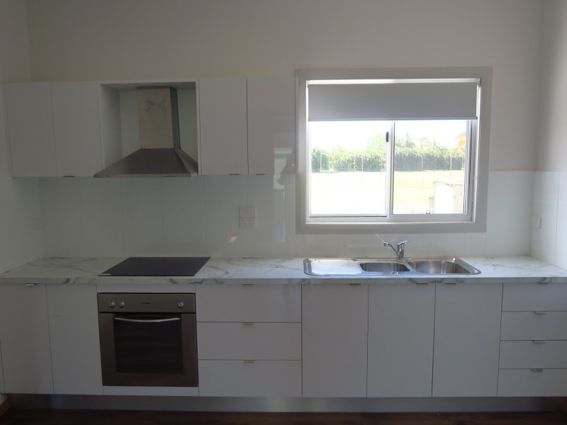 9 Moody Street, Manunda QLD 4870