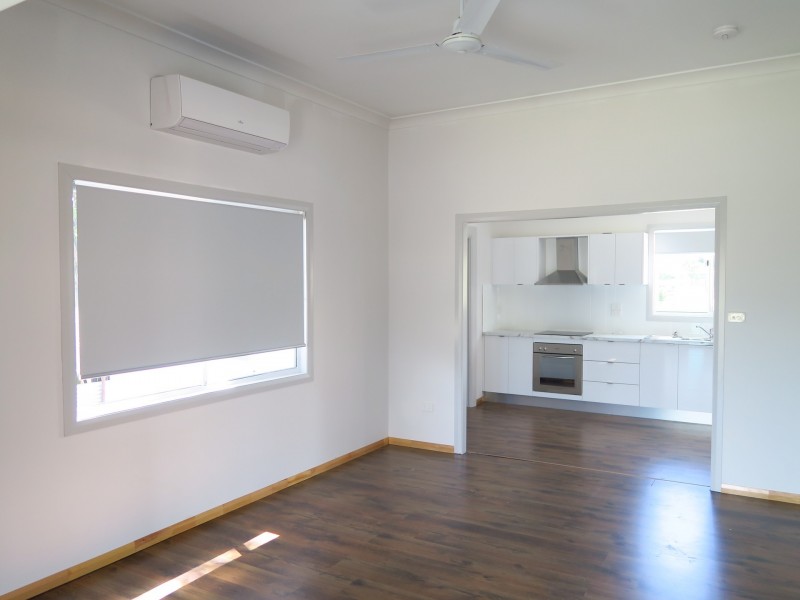 9 Moody Street, Manunda QLD 4870