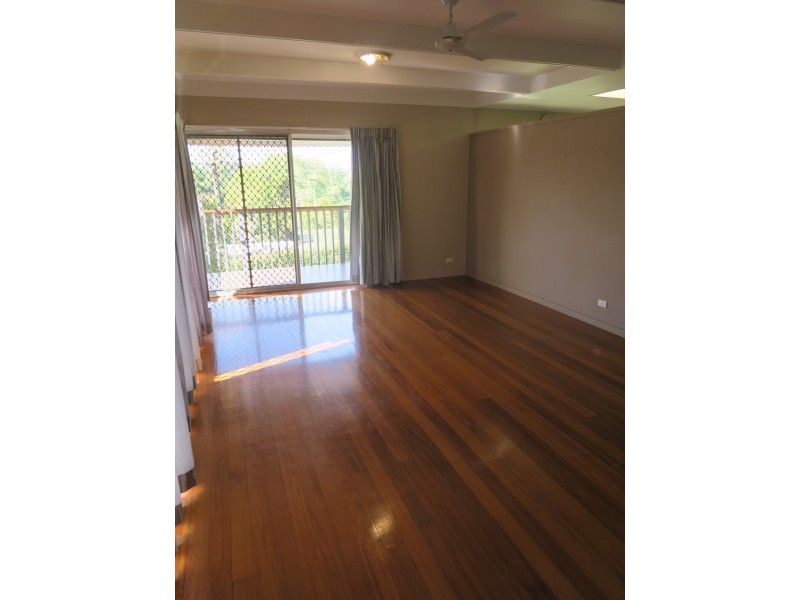 30 Stuart Street, Edge Hill QLD 4870