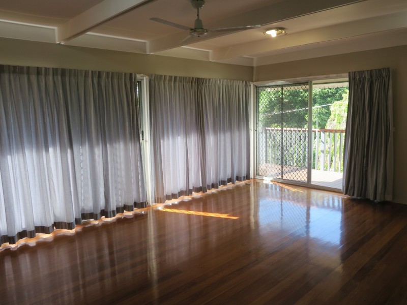 30 Stuart Street, Edge Hill QLD 4870