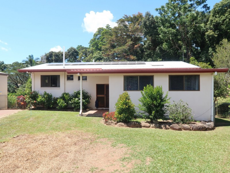 3 Slate Close, Brinsmead QLD 4870