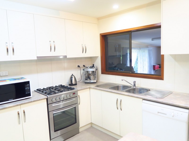 3 Slate Close, Brinsmead QLD 4870