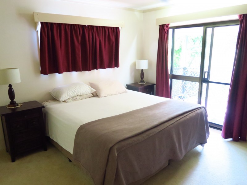 3 Slate Close, Brinsmead QLD 4870