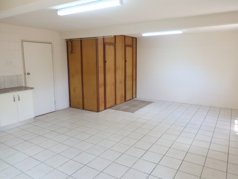 3 Slate Close, Brinsmead QLD 4870