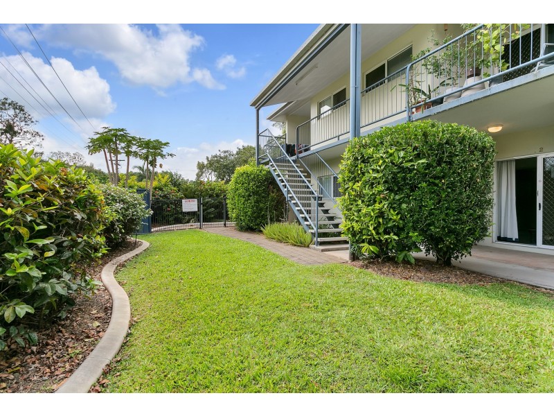 2/21 Macnamara Street, Manunda QLD 4870