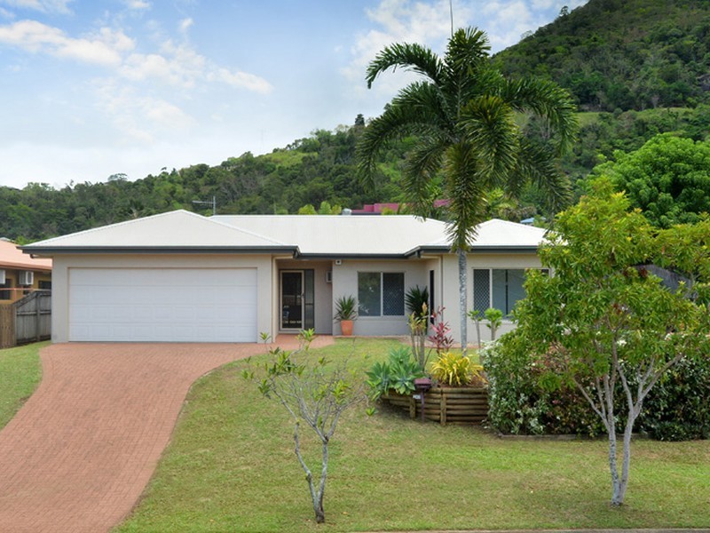 147 McFarlane Drive, Kanimbla QLD 4870