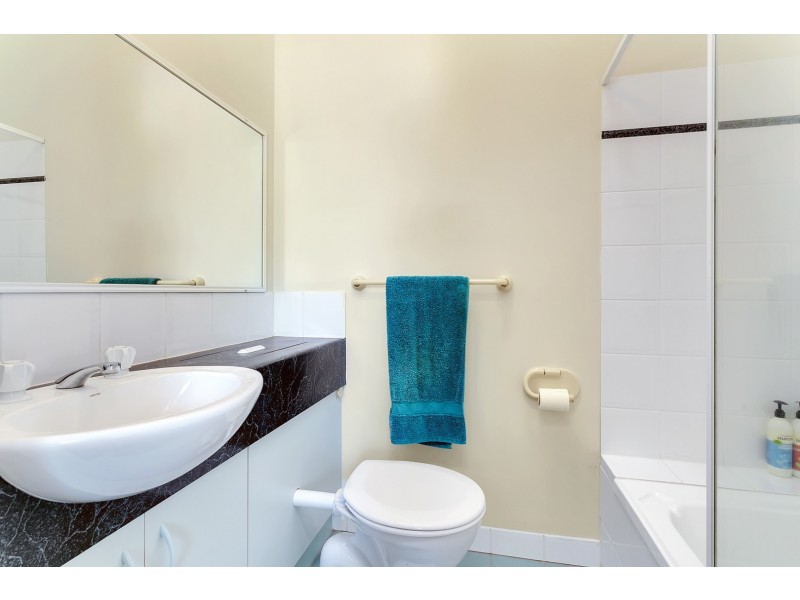 20/2-5 Marella Close, Manoora QLD 4870