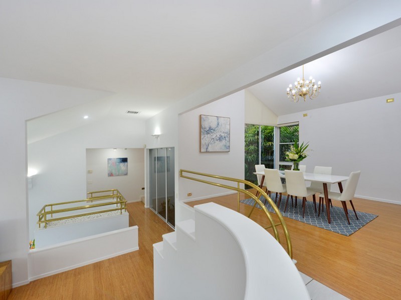 14 Panoramic Place, Whitfield QLD 4870