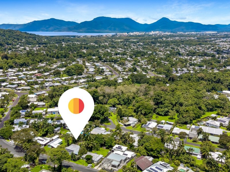 71 Hillview Crescent, Whitfield QLD 4870