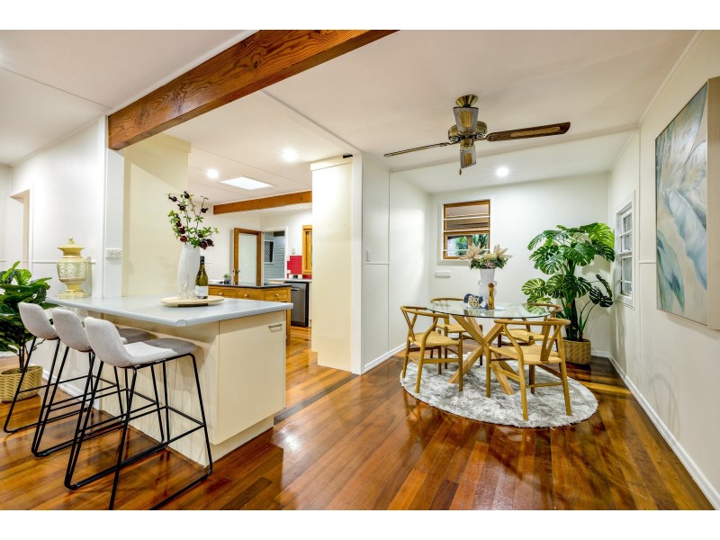 71 Hillview Crescent, Whitfield QLD 4870