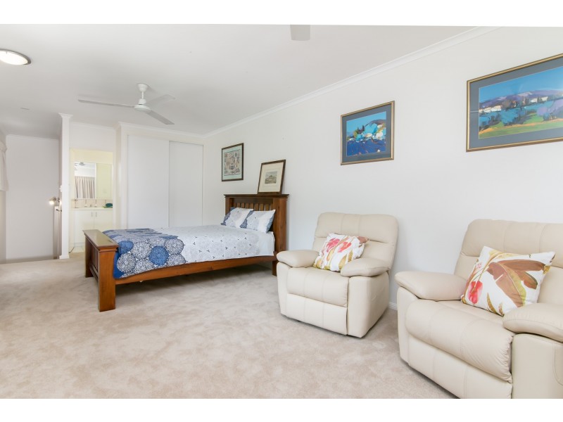 1/12 Le Grande Street, Freshwater QLD 4870