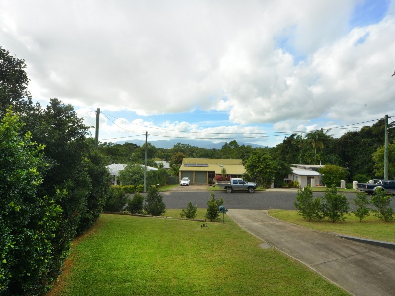 9 Bauhinia Ave, Earlville QLD 4870