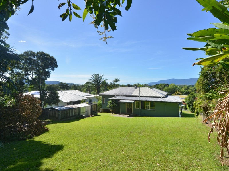 9 Bauhinia Ave, Earlville QLD 4870